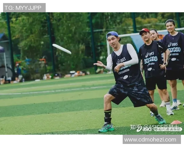 赛后分析:北京飞盘队与广州飞盘队的对抗节奏与战术探讨 赛后分析:北京飞盘队与广州飞盘队的对抗节奏与战术探讨